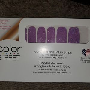 Color streer nail strips in Glamsterdam
